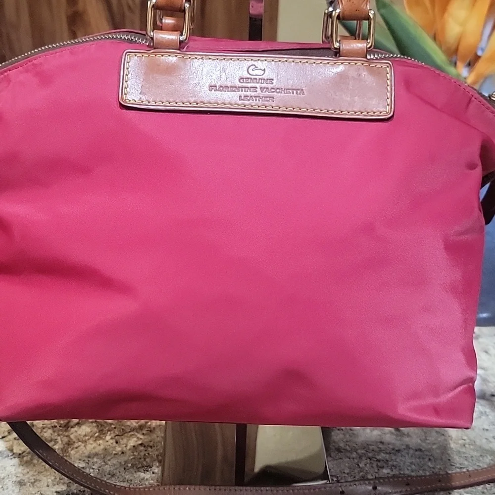 DOONEY & BOURKE RED NYLON SATCHEL TOTE - Picture 7 of 12